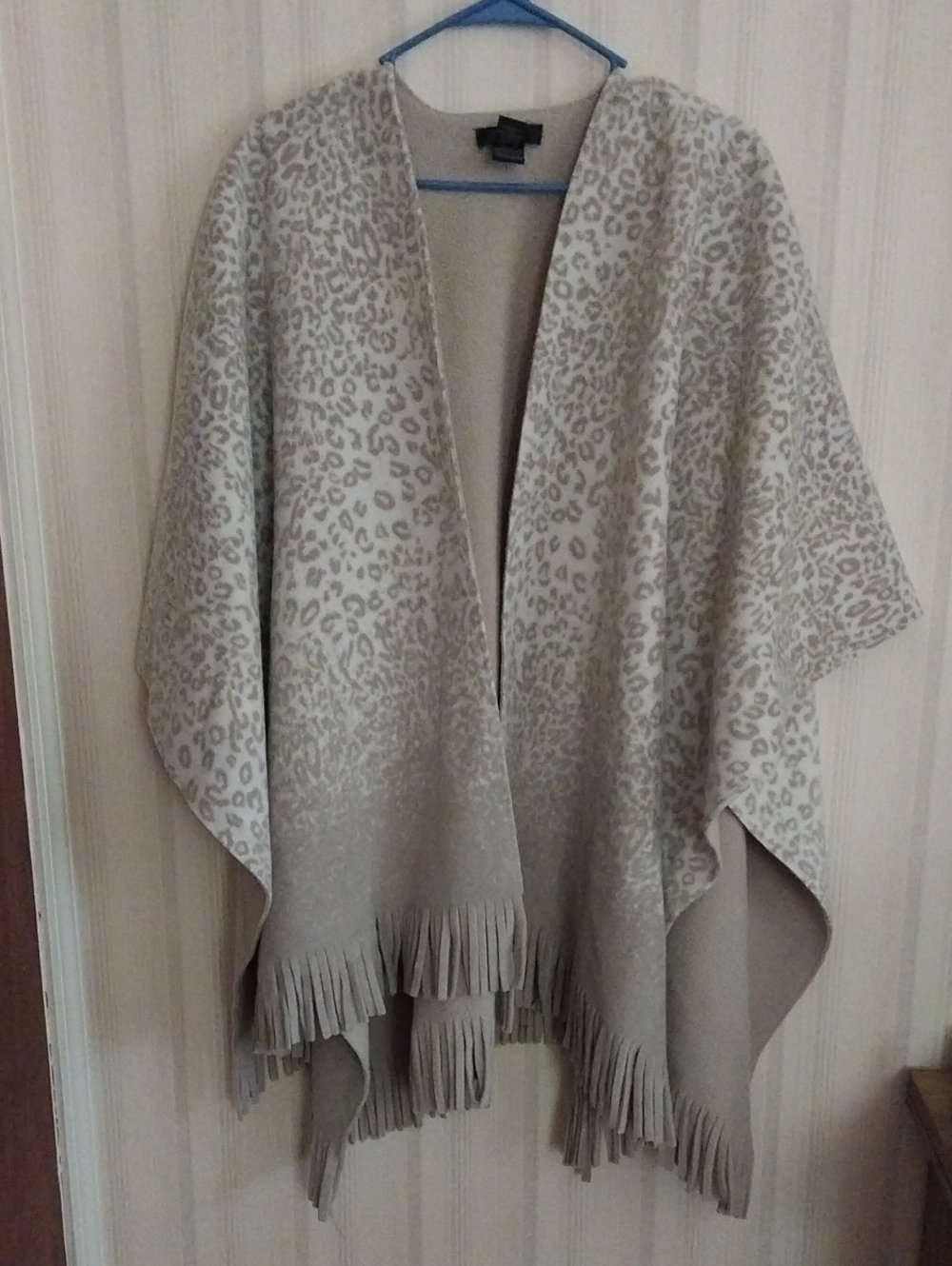 Rachel Roy Reversible Cape Size OS